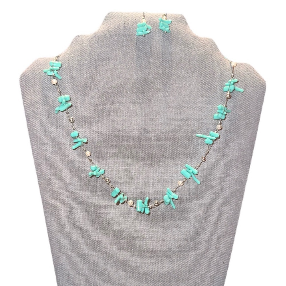 Avon faux turquoise and pearl beaded necklace and earring set